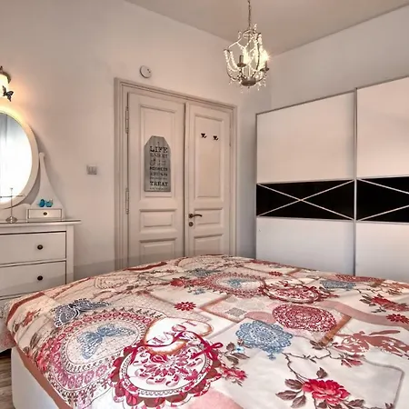 아파트 Luxury With Sea View *